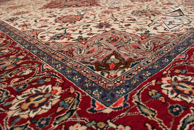 Persian Sarouk Rug